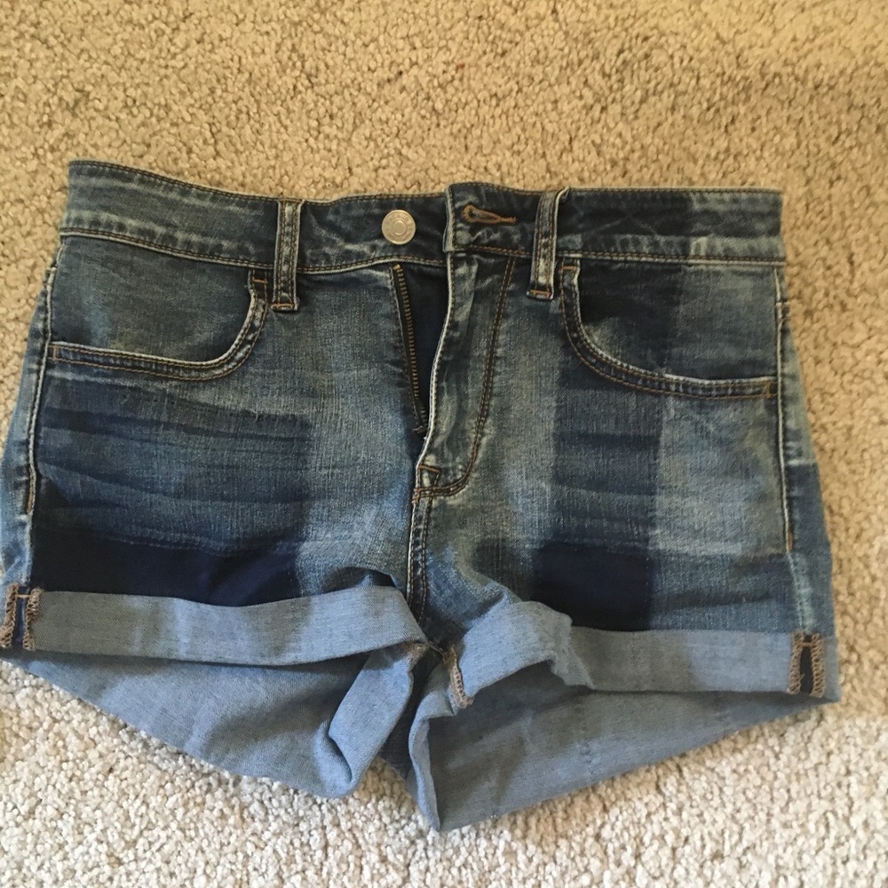 colorblocked denim shorts